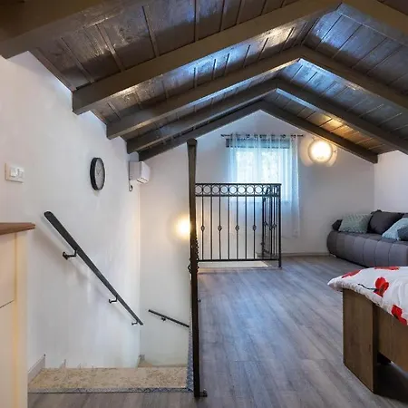 Funtana-olive Garden Apartmán